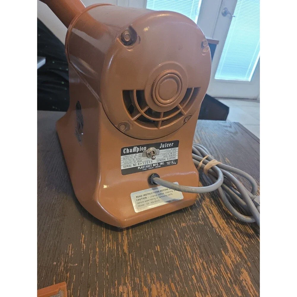 Champion Juicer some extras